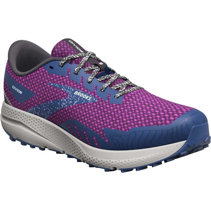 Brooks Divide 4 120394 1B582 Front scaled